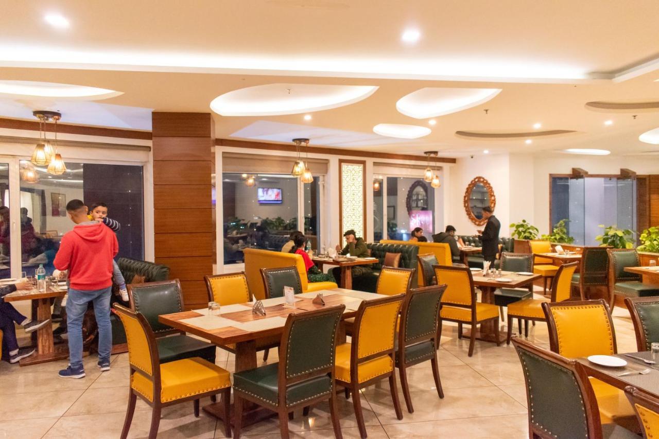 Grand Hotel Nawanshahr Nawāshahr Kültér fotó