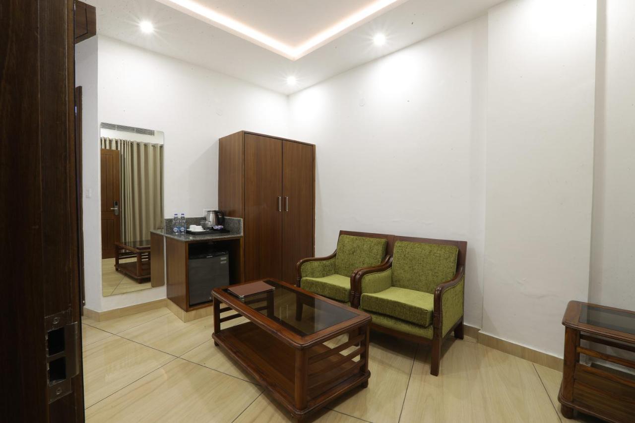 Grand Hotel Nawanshahr Nawāshahr Kültér fotó