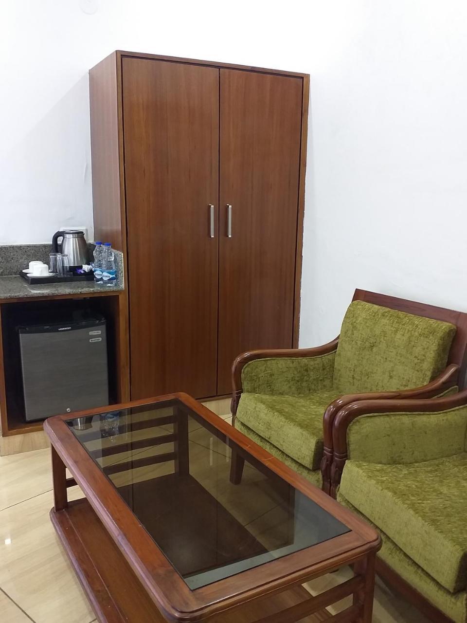 Grand Hotel Nawanshahr Nawāshahr Kültér fotó